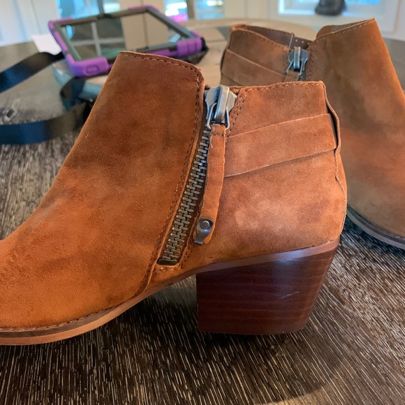 Steve Madden Cassie Suede Western Bootie 8 - Picture 8 of 16